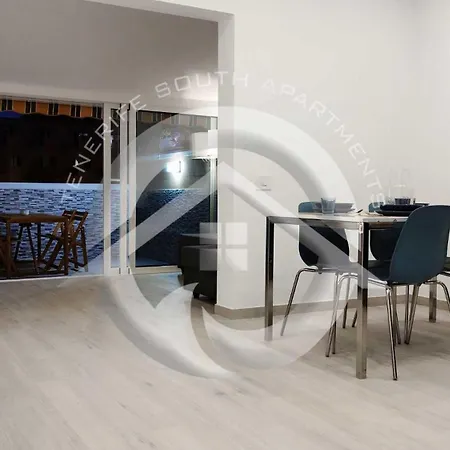 Vistas Apartman Arona